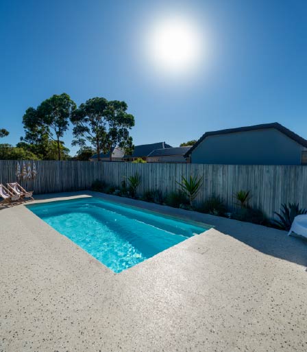 small-pools-big-impact-design-tips-that-keep-costs-in-check-blogimage1-m