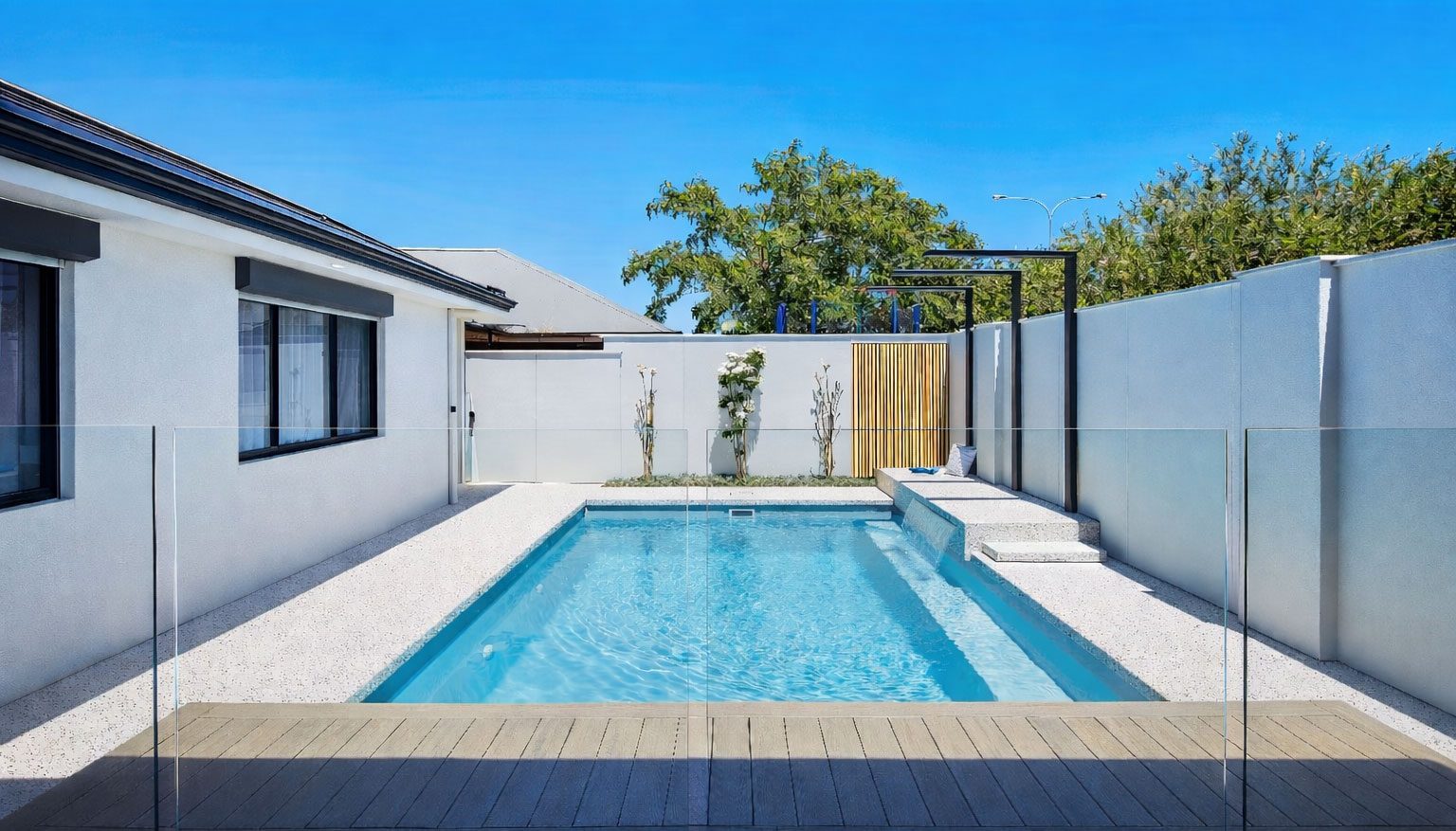 Cottesloe-6m-Silver-Pearle-Sparkle-Harrisdale_02